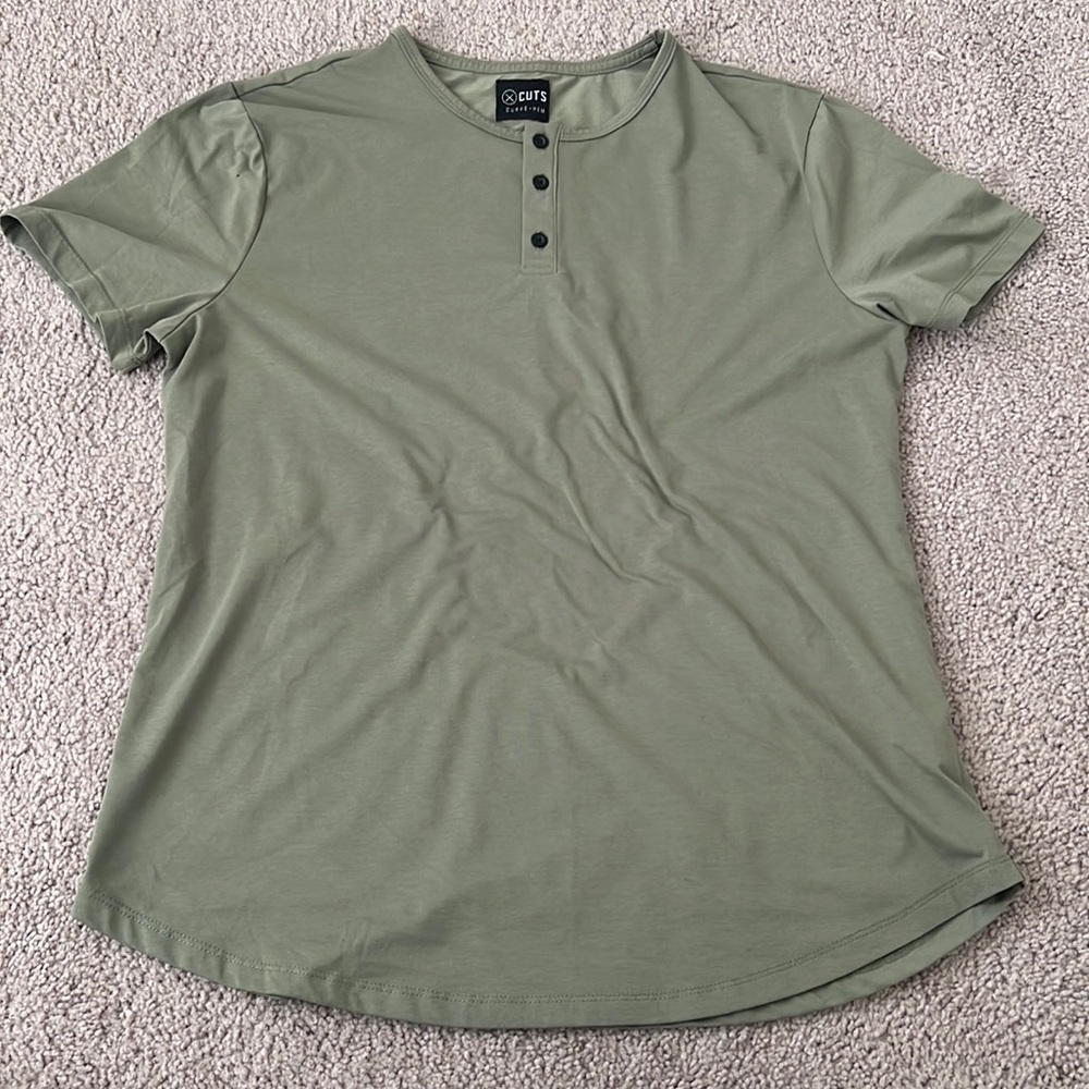 cuts XL Curved Hem Henley